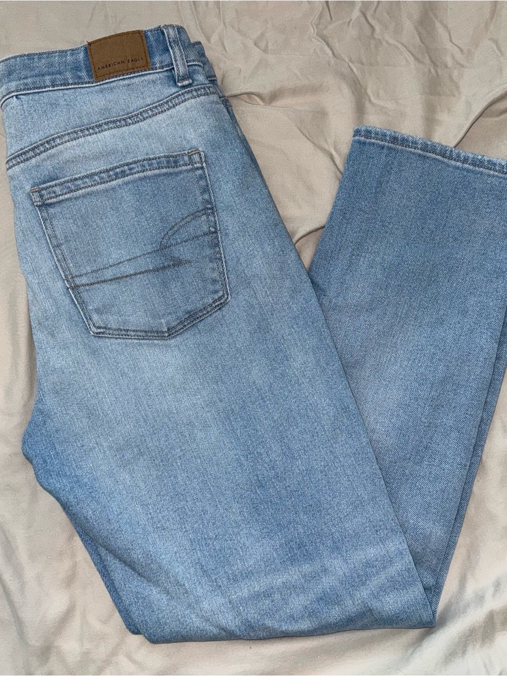 American Eagle Light Wash Jeans